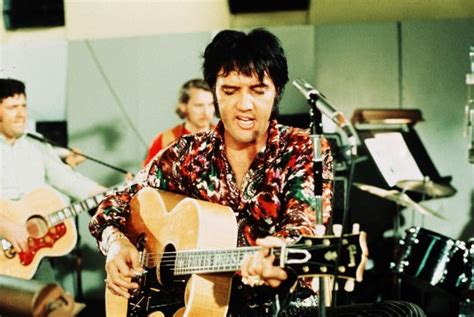 Tom Hanks 'to play Elvis Presley's manager in new film' | Metro News