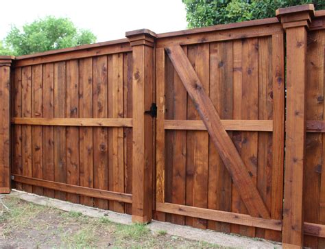 √ 50+ Awesome Wood Fence Designs And Ideas [Images] | Wood fence gates ...