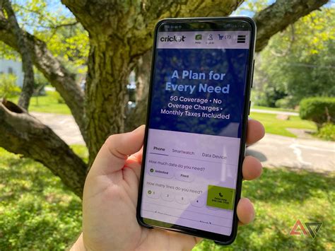 AT&T vs. Cricket Wireless: Is AT&T's own prepaid brand better value?