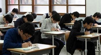 2016年韩国高考开考全民护航 世界各国高考制度大盘点(2)_99女性网