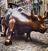 miami charging bull statue