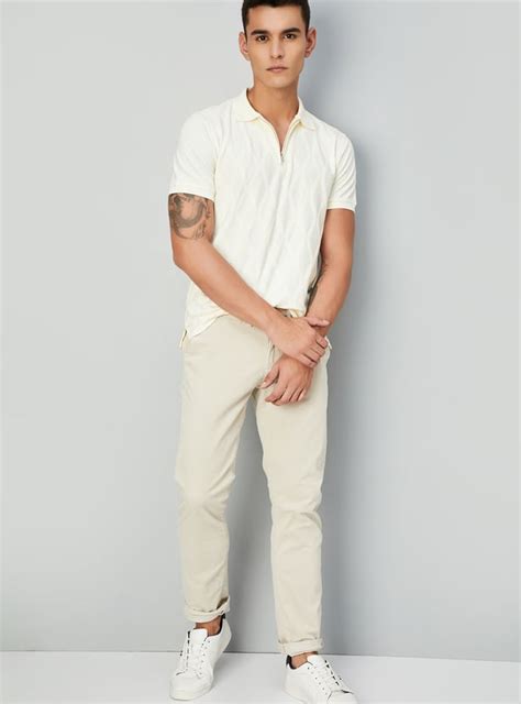 Buy Men Slim Fit Textured Zipper Polo T-shirt Online at just Rs. 799.0 ...