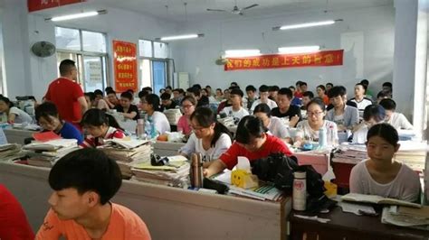 襄阳四中2020高考成绩如何?一本上线率是多少?清华北大录取率高吗