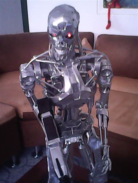 Paper Terminator 的图像结果