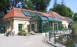 ZooLex Exhibit - Bird House - Tropics