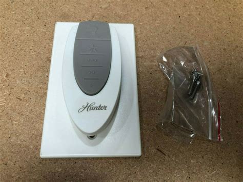 How to Program a Hunter Fan Remote 的图像结果