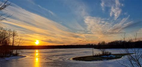 Late Winter sunset over frozen Nimisila Reservoir Akron Ohio February ...