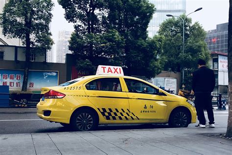 广州出租车图鉴：你了解过你习以为常的出租车吗？_易车