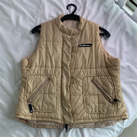 ellesse cream puffer jacket !, Women's Fashion, Coats, Jackets and ...