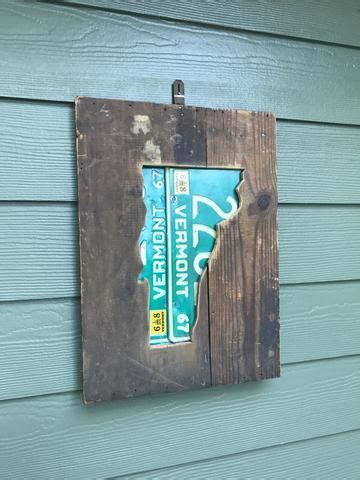 How to Make a Sign Using License Plates 的图像结果