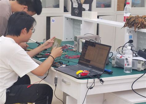 微电子与通信工程学院在2020年TI杯重庆市大学生电子设计竞赛中荣获佳绩-重庆大学微电子与通信工程学院