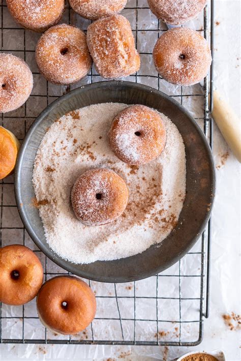 Quick DIY Cinnamon Sugar Recipe (Perfect Ratio) - Cloudy Kitchen
