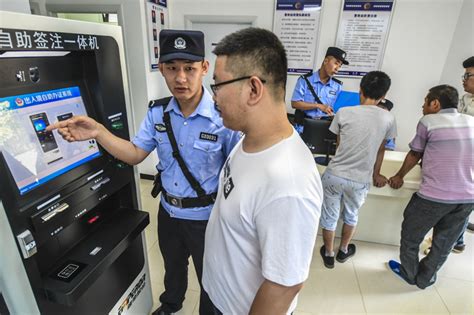 河北廊坊：便民警务站服务群众“零距离”_图片新闻_中国政府网