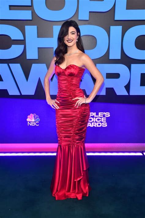 Red Lipstick Was The Clear Winner On 2021 People's Choice Awards Red ...