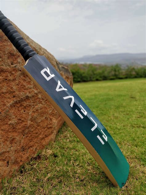 India's Best Cricket Bats | Elevar Sports