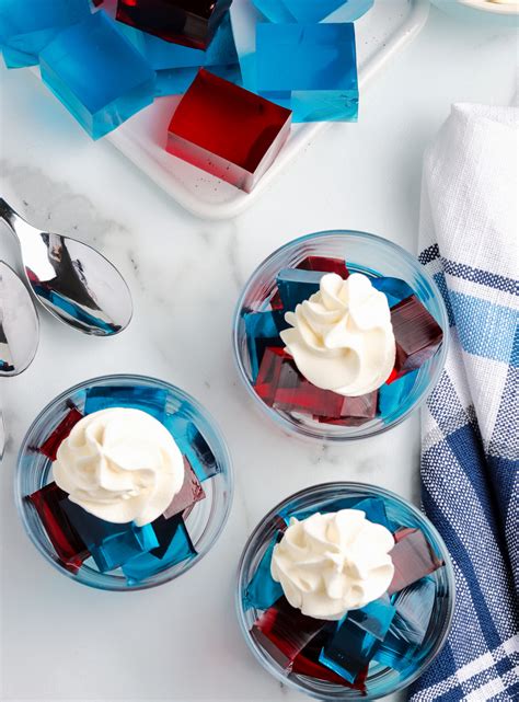 Patriotic Jello Jigglers Recipe - Mommy Hates Cooking