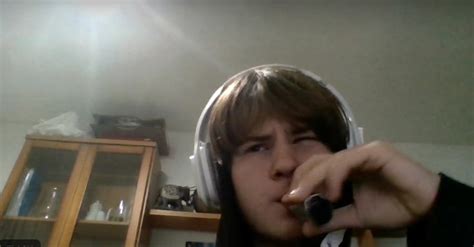 Man While Cover Meme 的图像结果