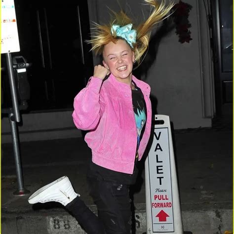 50 JoJo Siwa Sexy and Hot Bikini Pictures - Woophy