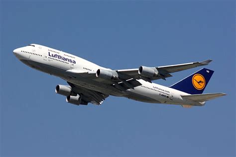 Boeing 747