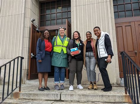 Paw Prints 5/8/22 - Curley K8