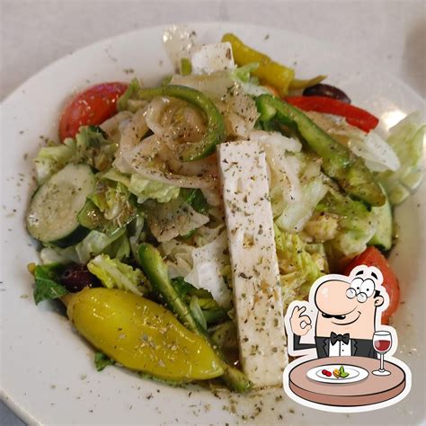 Hellas Restaurant & Bakery in Tarpon Springs - Restaurant menu and reviews