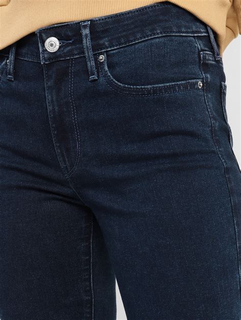 Women's 712 Blue Straight Fit Mid Rise Jeans – Levis India Store