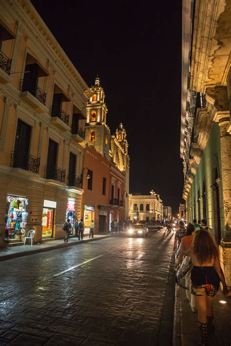 Night in mérida yucatán mexico – Artofit
