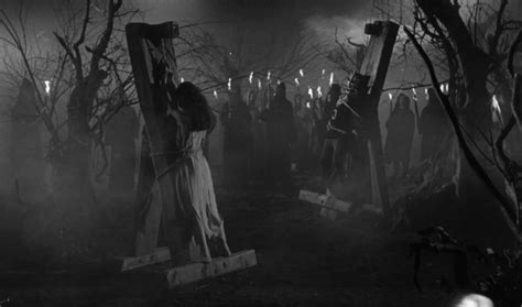 Italian Horror Movies: Giallo Films and Other Disturbing Cinema from ...