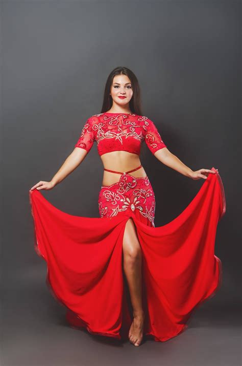 8 Belly dancers ideas | belly dancers, belly dance costumes, dance costumes