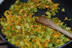 foto fiori di zucca ricette di famiglia facili e veloci frittata con i fiori foto fiori di zucca ricette di famiglia facili e veloci frittata con i fiori