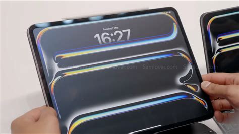 Apple's Nano-Texture Anti-reflective Coating Challenges Samsung's S24 ...