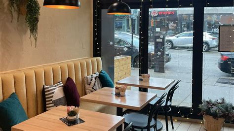 Cafe Korzo Lakeview Chicago. Spice your walk with Korzo!