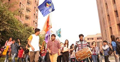 Sharda University, India - Admissions Open 2026-27 Apply Now!