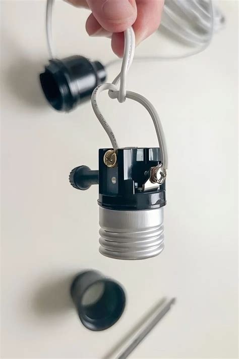 Testing a Light Socket 的图像结果