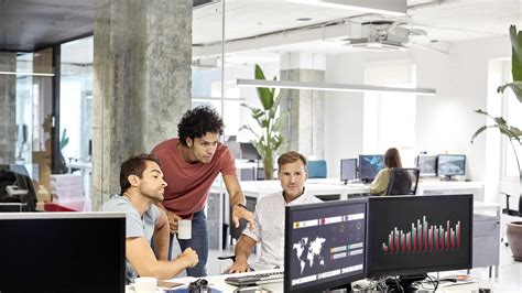Data Scientist Salary 2025 Complete Guide | IU International