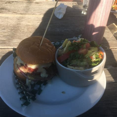 BRIDGES TAVERN (Thornbury, Ontario) - Specialty Inn Reviews & Photos ...