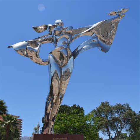 ESCULTURA POR LA PAZ MUNDIAL (2025) All You Need to Know BEFORE You Go ...