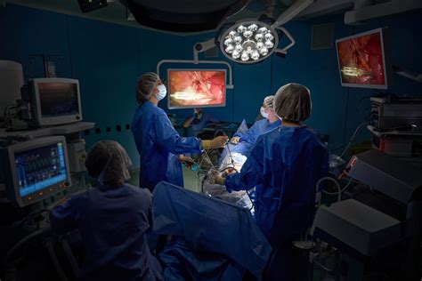 Surgery 的图像结果