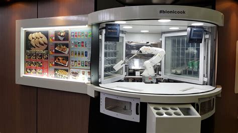 Serving robots in use in the catering industry | KUKA AG