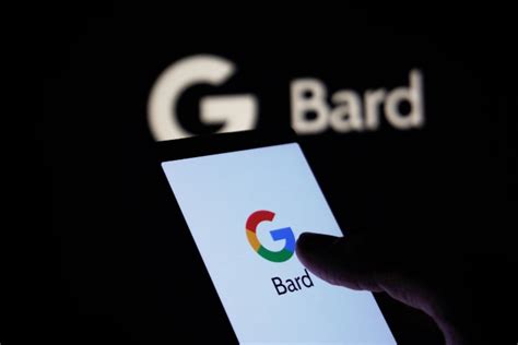 Google Bard 现在有一个“实验更新”页面来宣传其最新的改进-云东方