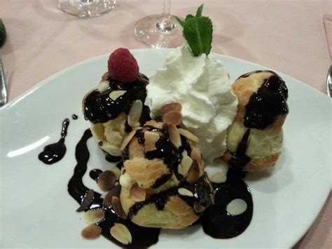 Very good restaurant. Cozy. - Reviews, Photos - Auberge de la Tour ...