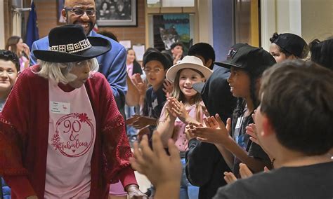 Pioneering Salem principal celebrates 90th birthday at namesake school ...