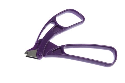 Essential Staple Remover | Laparoscopic Portfolios | Purple Surgical