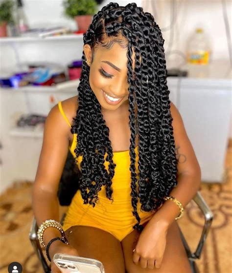 30 Instagram-Worthy Hairstyles To Try In April | Twist braid hairstyles ...