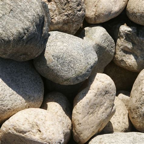 Bulk River Rock Cobblestone Oversize 4 - 8 in. | SiteOne
