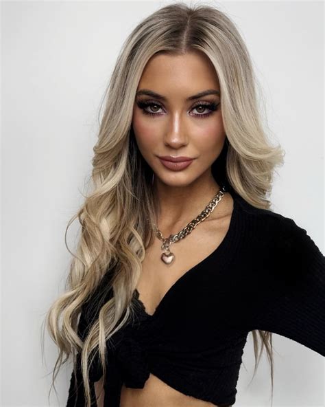 Sofie SanFilippo 🦋 | 👱‍♀️👱‍♀️👱‍♀️ color by @sydneyw.levato | Instagram