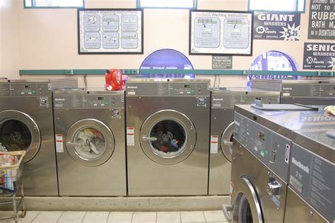 Advantages of Starting a Laundromat Business - HK Laundry