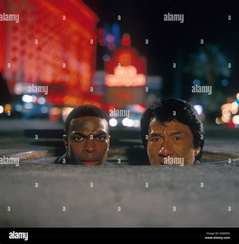 Rush hour 2 2001 jackie chan hi-res stock photography and images - Alamy