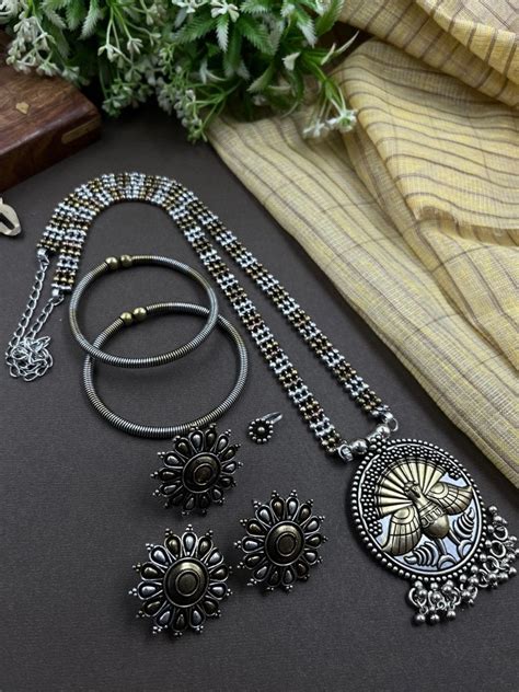 EMMA 3 LINE CHAIN JEWELLERY SET COMBO – Naman Arts