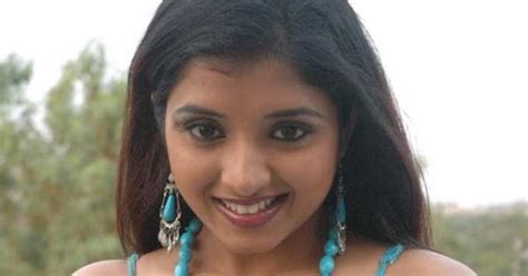Young Aspiring Actress Soumya Hot Photoshoot Gallery